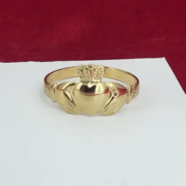 9ct Gold Claddagh Ring - Small-small-claddagh-ring-in-9ct-gold.webp