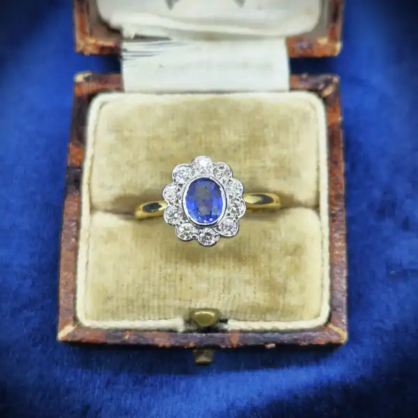  Thumbnail of Vintage Sapphire & Diamond Ring in 18ct Gold