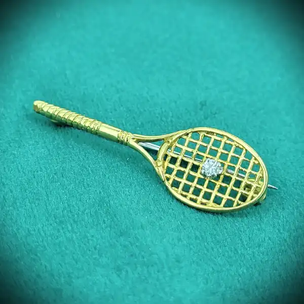 18ct Gold Tennis Racquet Brooch with Diamond Tennis Ball-18ct-gold-tennis-racquet-brooch-with-diamond.webp