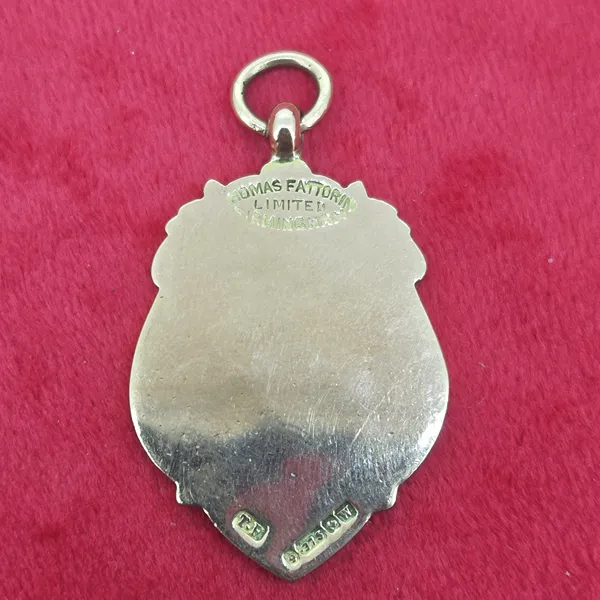 Date 1946! 9ct Gold Domino Medal by Thomas Fattorini- Front View 