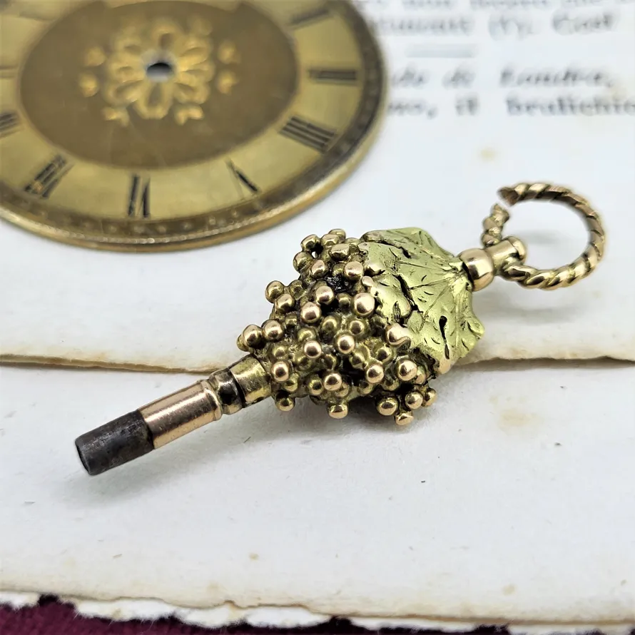 Antique Yellow Gold Georgian Watch Key Pendant/Charm -antique-gold-watch-key.webp