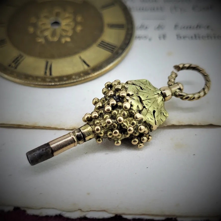 Antique Yellow Gold Georgian Watch Key Pendant/Charm -antique-gold-watch-key.webp