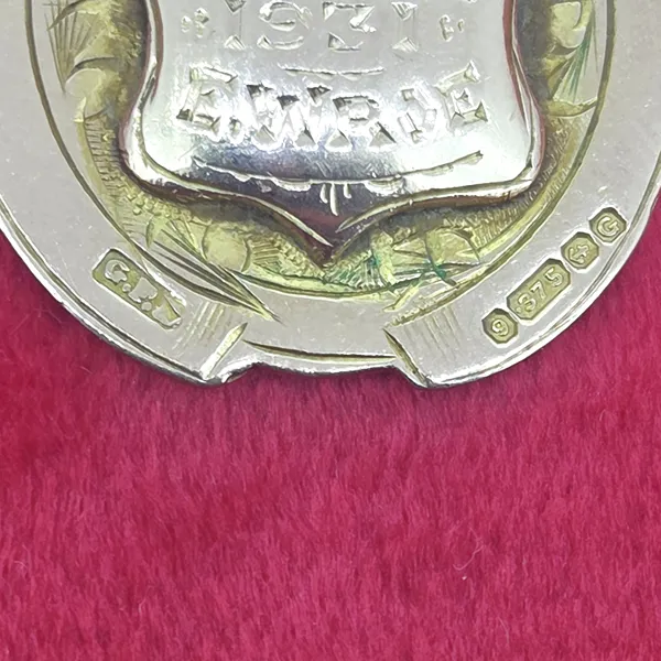 Date 1931! Antique Medal with Engraving by George Frank Bickerton- Close Up 