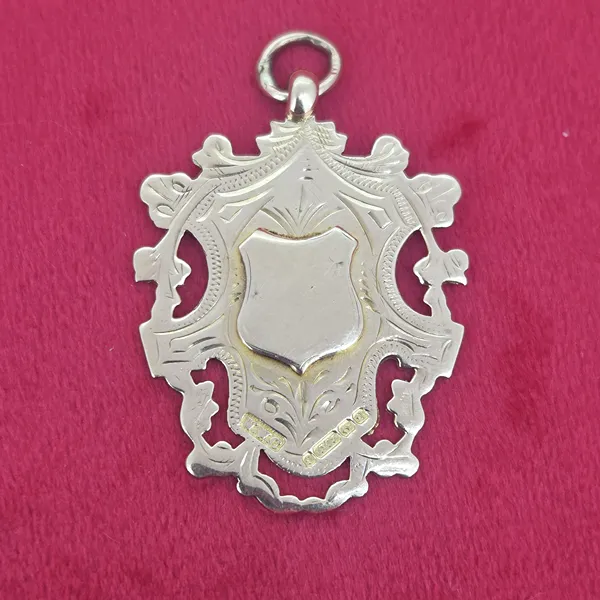 Date 1915! Antique Medal in 9ct Gold by William Walter Cashmore- Front View 