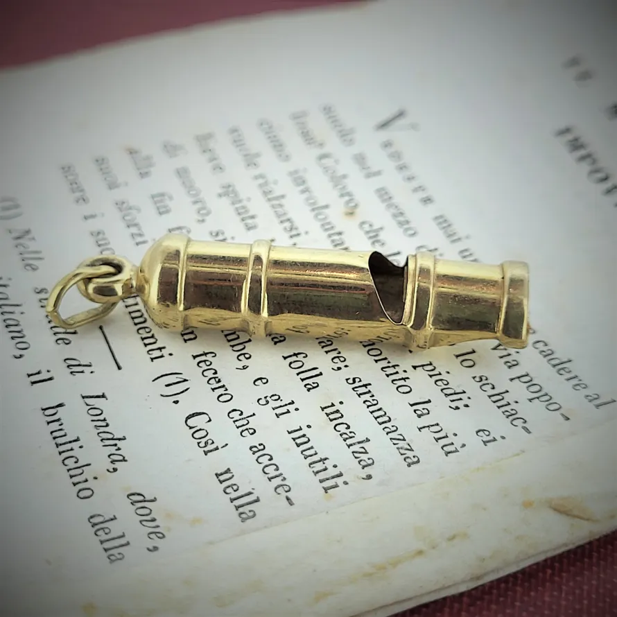 9ct Gold Vintage Whistle-gold-whistle-dublin.webp